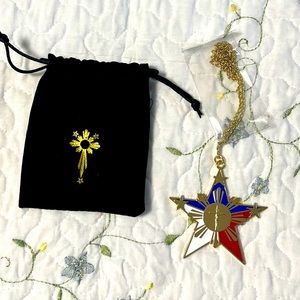 🍁SOLD🍁 Filipino Car Accesories | Philippine Flag with Cross